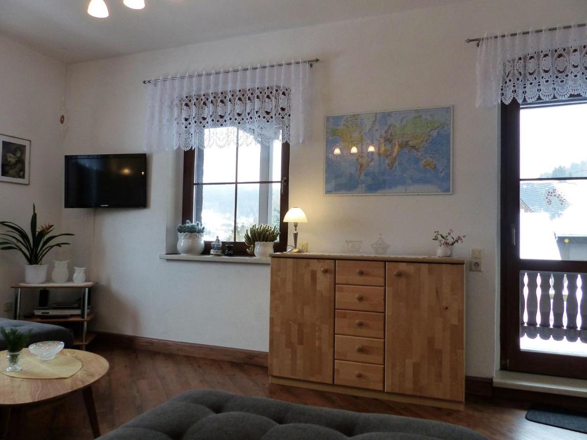 Cozy Apartment In Ore Mountains With Balcony 布赖滕布伦 客房 照片