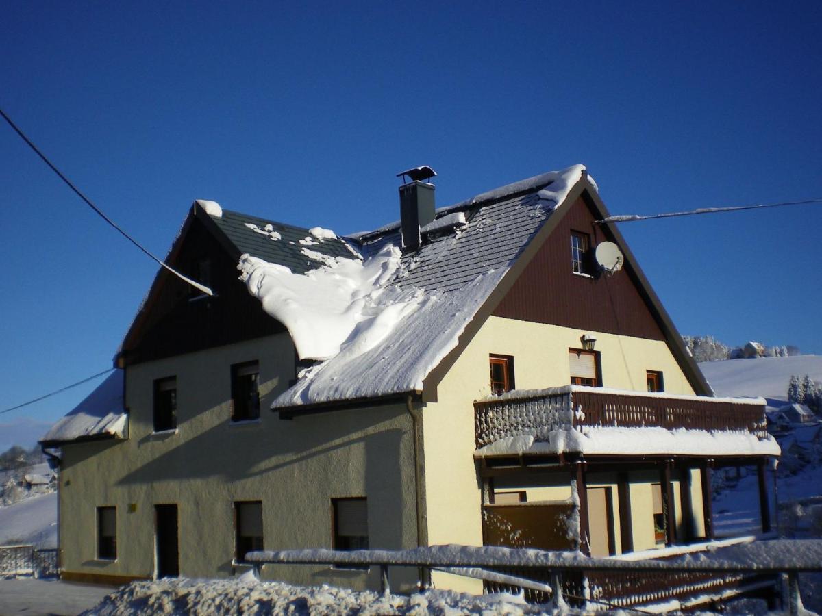 Cozy Apartment In Ore Mountains With Balcony 布赖滕布伦 外观 照片