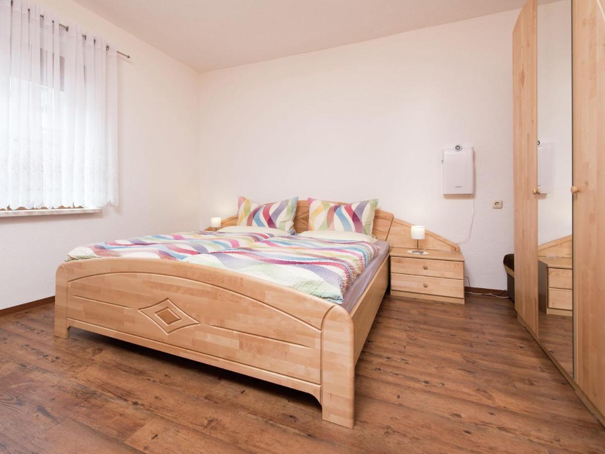 Cozy Apartment In Ore Mountains With Balcony 布赖滕布伦 外观 照片