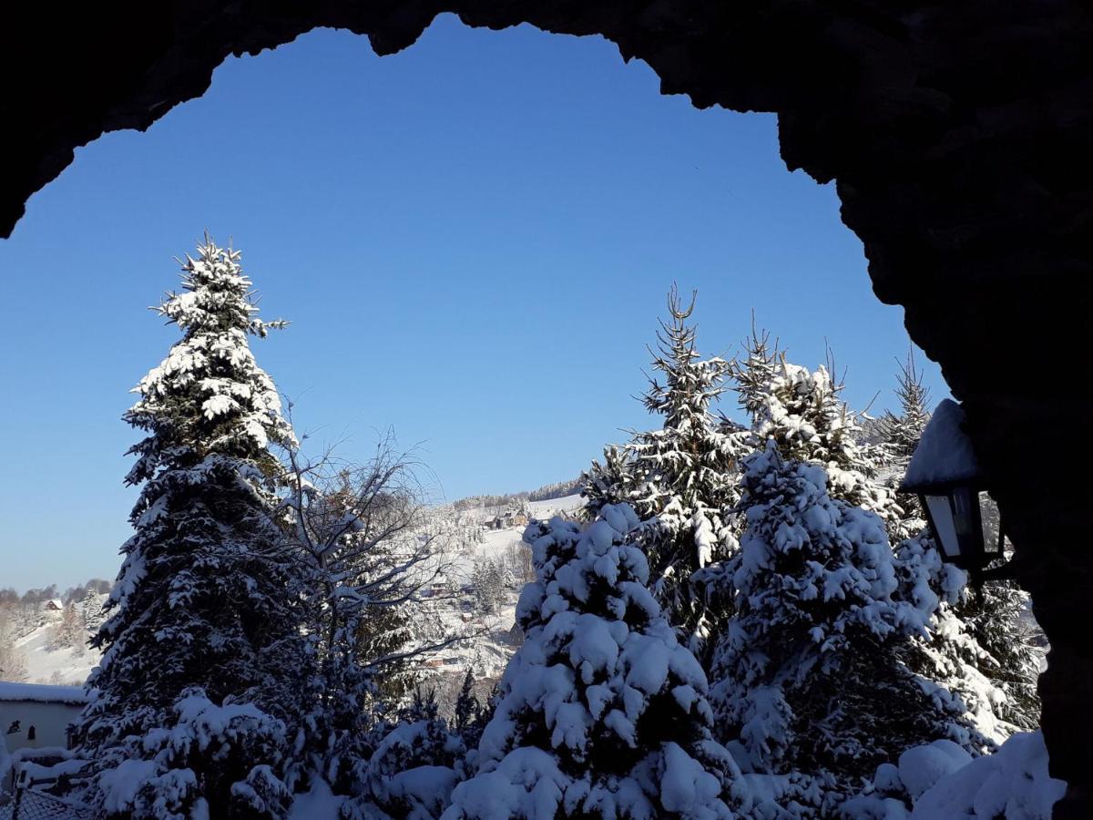 Cozy Apartment In Ore Mountains With Balcony 布赖滕布伦 外观 照片